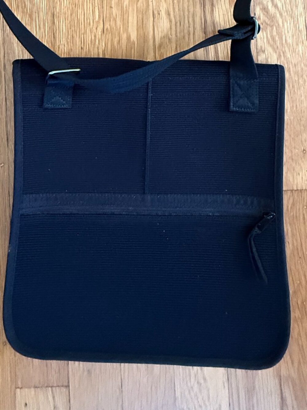 Materials Things by Janet C Messenger Crossbody Bag - Picture 2 of 5